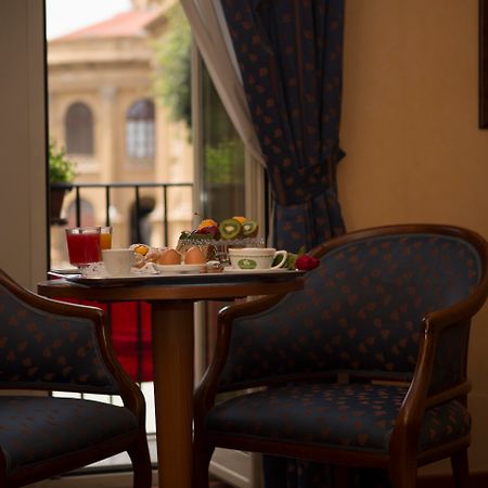 Massimo Plaza Hotel Palermo Exterior photo